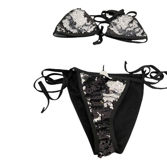Fashion Nova Other - Fashion nova black and silver sequence Bikini L